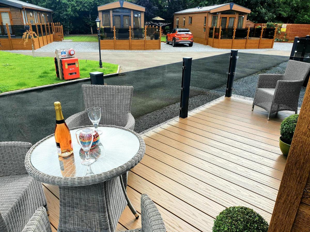 Grand Eagles Luxury Lodge, Auchterarder Perth Exteriér fotografie