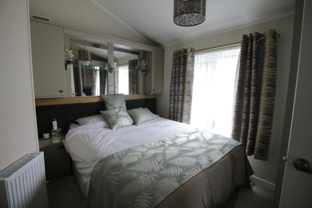 Grand Eagles Luxury Lodge, Auchterarder Perth Exteriér fotografie